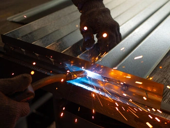Can You Weld Stainless Steel To Mild Steel surface